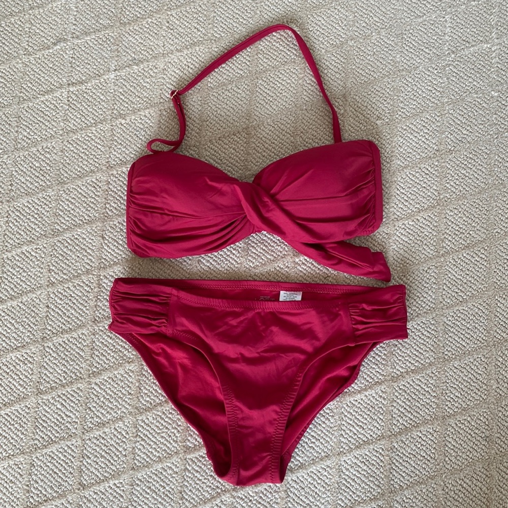 Red bikini!